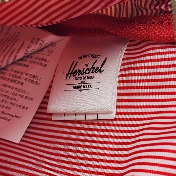 Hershel Supply Co Fifteen In Bloom Floral Crossbody Waist Bag - Picture 6 of 10